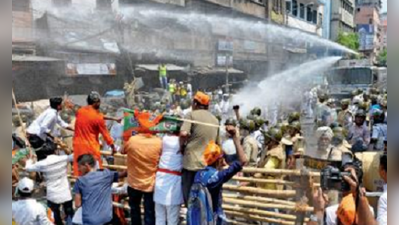 ঠেকে শিখে জলকামান অস্ত্রে শান