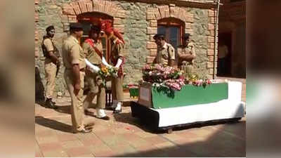 J&K: Wreath laying ceremony of Hyderpora martyr held 