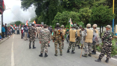 গোর্খাল্যান্ডের দাবিতে জোট বাড়ছে ছোট দলগুলির