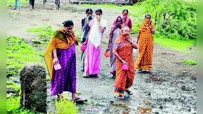 ಗರ್ಭಿಣಿಯರಿಗಿಲ್ಲಿ ಬಯಲೇ ಗತಿ!