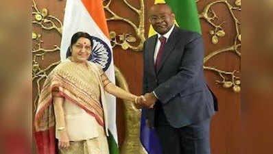 Sushma Swaraj meets Gabonese foreign minister to boost bilateral ties 