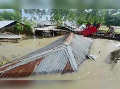 বাঁধভাঙা বন্যায় বাংলাদেশে মৃত ১৭০