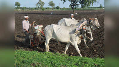 किसानों की कर्ज माफी के चलते भारत की ग्रेडिंग कम कर रहीं रेटिंग एजेंसियां