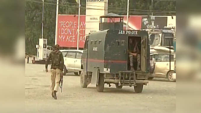 Srinagar: Encounter between security forces, terrorists underway at Pantha Chowk 