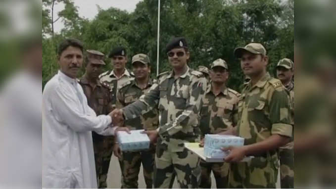 BSF jawans exchange sweets at Indo-Bangladesh border on occasion of Eid 