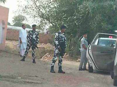 खुले में पेशाब करते दिखे कृषि मंत्री राधामोहन सिंह, सोशल मीडिया पर तस्वीरें वायरल