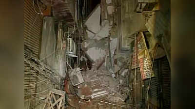 Building collapses in Delhi, 4 injured 