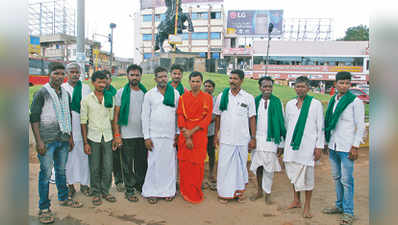 ಹುಬ್ಬಳ್ಳಿಗೆ ಬಂತು ರೈತರ ಪಾದಯಾತ್ರೆ