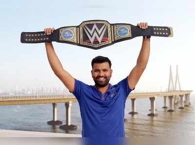 రోహిత్ శర్మ చేతికి WWE ఛాంపియన్‌ బెల్ట్..!