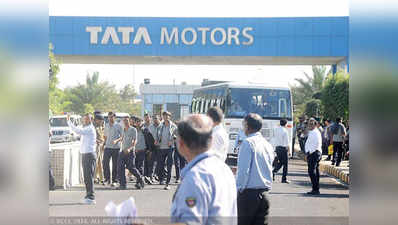 टाटा मोटर्स के MD गुएंटनर बश्चेक बोले-मुश्किल दौर से गुजर रही कंपनी