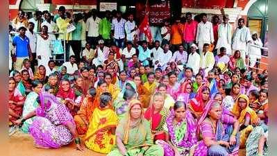 ನರೇಗಾ ಕೆಲಸ ನೀಡುವಂತೆ ಪ್ರತಿಭಟನೆ