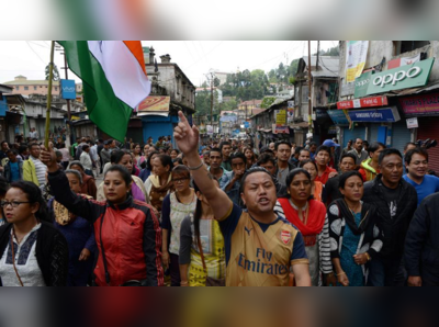 রাজ্যকে মোর্চার চ্যালেঞ্জ, পাহাড়ের আন্দোলনে নেপাল-কাশ্মীর যোগের প্রমাণ দিন