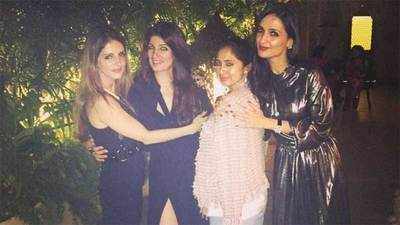 Twinkle Khanna-Sussanne Khan celebrate Rinke Khannas birthday 