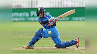 महाराष्ट्र: महिला क्रिकेट टीम की खिलाड़ियों को 50-50 लाख का पुरस्कार
