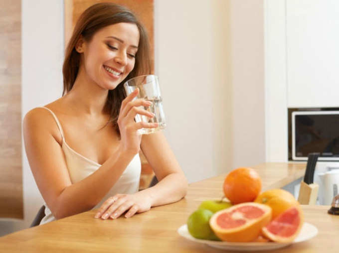खाने से आधे घंटे पहले पानी पी लें