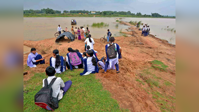 ಭೀಕರ ಮಳೆ: ಪ್ರಾಣಾಪಾಯದಲ್ಲಿದ್ದ 540 ವಿದ್ಯಾರ್ಥಿನಿಯರ ರಕ್ಷಣೆ