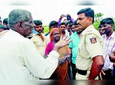 ಪೊಲೀಸ್‌ ಮಧ್ಯಸ್ತಿಕೆಯಲ್ಲಿ ಶವಸಂಸ್ಕಾರ