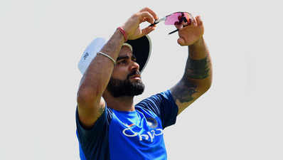 श्री लंका के खिलाफ दूसरे टेस्ट से पहले बॉस के साथ पसीना बहा रहे हैं विराट कोहली