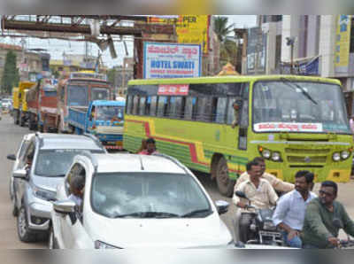 ಮಾತೆ ಮಹಾದೇವಿ ಹೇಳಿಕೆಗೆ ಮಠಾಧೀಶರ ಖಂಡನೆ