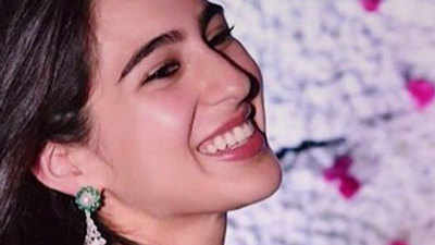 Sara Ali Khan is all smiles in her latest picture! 