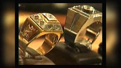 फर्जी बाबा ने समस्याओं से निजात दिलाने के नाम पर निगल ली सोने की अंगूठी