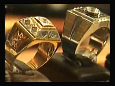फर्जी बाबा ने समस्याओं से निजात दिलाने के नाम पर निगल ली सोने की अंगूठी