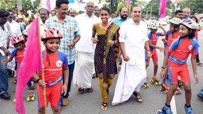 Sports enthusiasts express solidarity with PU Chitra 