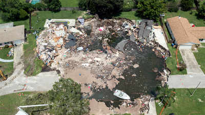 More homes may be condemned near Florida sinkhole 