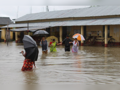 নির্বিঘ্নেই মিটল ৭ পুরসভার ভোট