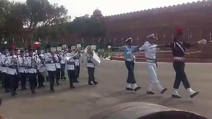 Watch: Full-dress rehearsal in Delhi ahead of Independence Day 