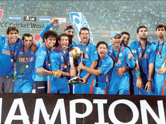 2011: विश्व विजयी बनी टीम इंडिया