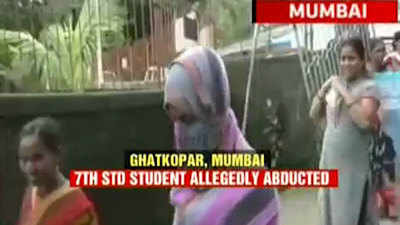 Girl jumps off autorickshaw to escape abduction bid in Mumbai 