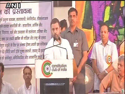 RSS के खिलाफ विपक्ष को मिलकर लड़ना होगा: राहुल गांधी