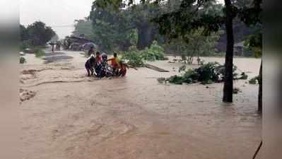 बिहार बाढ़: अब तक 98 मौतें, 1 करोड़ से ज्यादा लोग प्रभावित