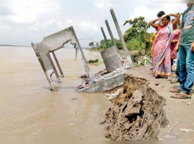 সবই গিলেছে তোর্সা, হাহাকার কোচবিহারে