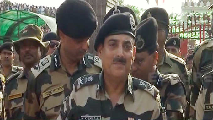 Pakistan vitiating peaceful atmosphere in India: BSF chief 