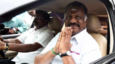 Division in Panneerselvam camp holds back AIADMK merger 