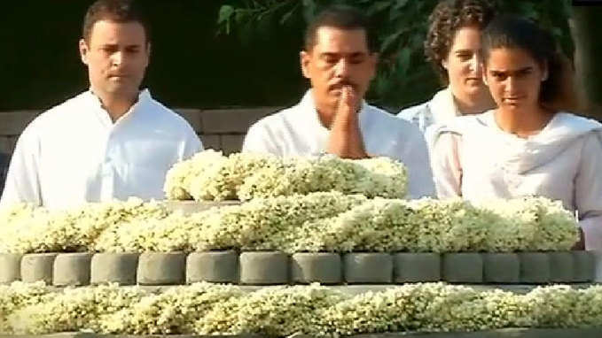 Sonia, Rahul pay tribute to Rajiv Gandhi on his birth anniversary 