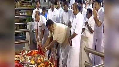 तमिलनाडु विलय: मंगलवार को राज्यपाल से मुलाकात करेगा दिनाकरन गुट