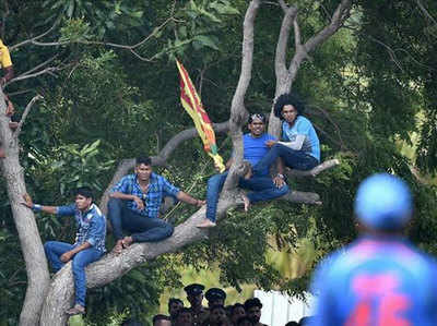 दांबुला वनडे में हार के बाद फैंस ने श्रीलंकाई टीम के खिलाफ की नारेबाजी