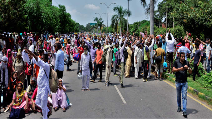 Mobile internet services suspended, trains cancelled, govt offices closed ahead of Dera chief case verdict 