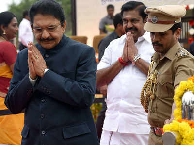 <p>तमिलनाडु संकट पर राज्यपाल ने दखल देने से मना किया: विपक्ष</p>