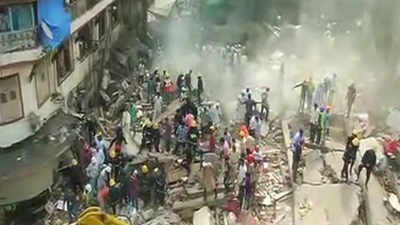 Mumbai building collapse: Rescue operations underway 