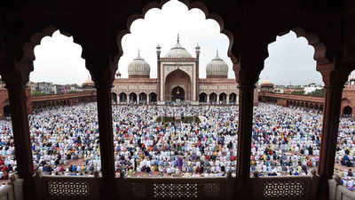 Watch: Eid-ul-Adha namaz at Jama Masjid in Old Delhi 