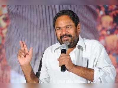 ఆర్ నారాయణ మూర్తితో స్థానికుల వాగ్వాదం