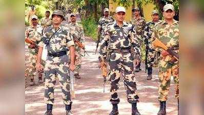 CRPF जवान बने देवदूत, बीमार को 7 किलोमीटर पैदल लाए