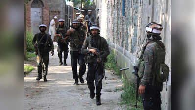 सोपोर में 2 आतंकवादी ढेर, सीमा पर मारा गया घुसपैठिया