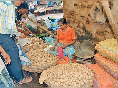 আলুতে ফের রঙের বিষ, প্রশ্নে নজরদারি