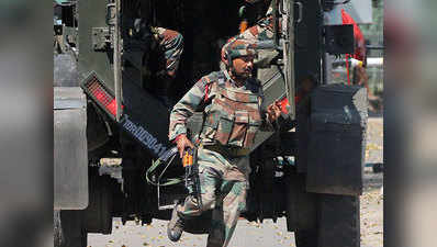 कश्मीर में उड़ी जैसे बड़े हमले को अंजाम देने की फिराक में आतंकवादी