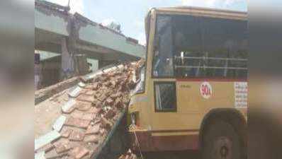 कोयंबटूर में बस स्टैंड की छत गिरी, 5 की मौत